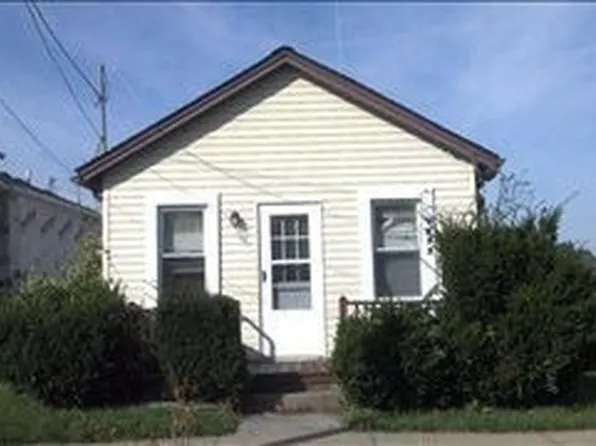 1517 Harrison St, Sandusky, OH 44870