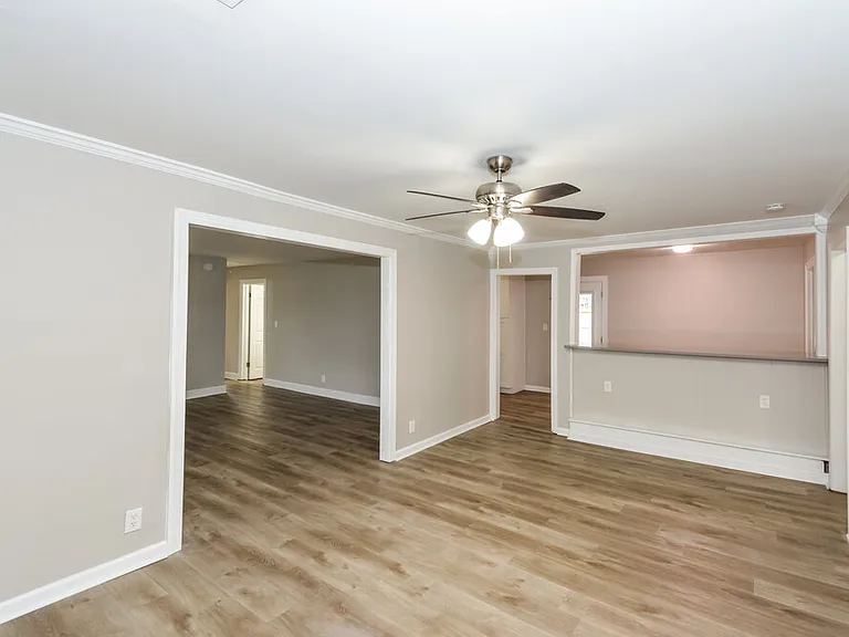 113 Elementary Dr — Photo 7
