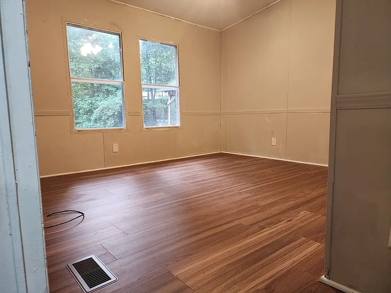 1241 Shannonbrook Ln — Photo 31