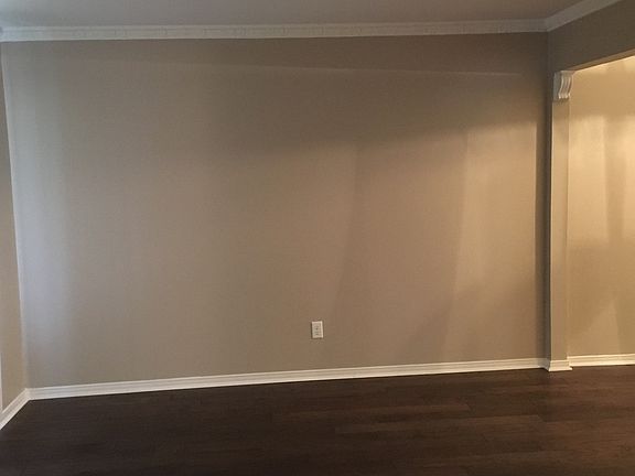 4th image of 10507 Pagewood Dr