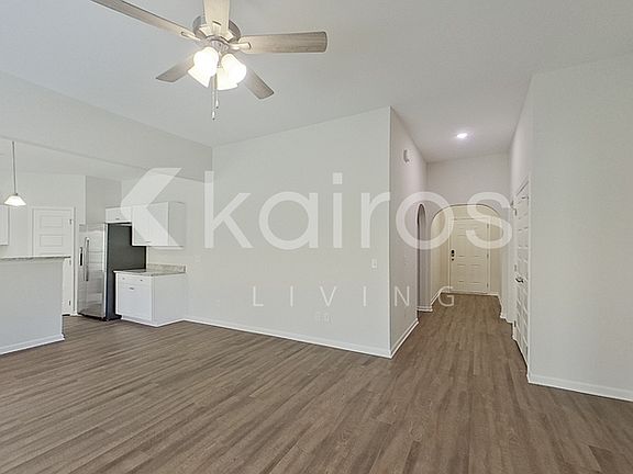 5th image of 779 Park Ln