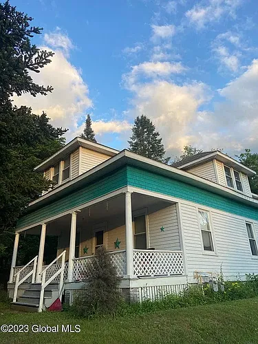 412 Whiteview Rd #1 Photo 1