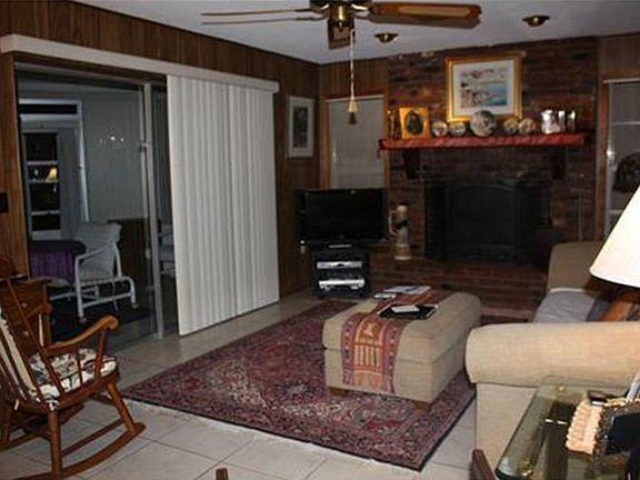 5th image of 426 Wayfarer Ct