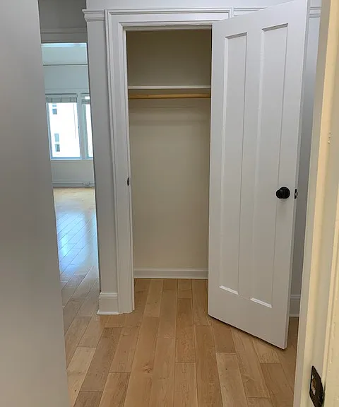 925 Jones Street Apartments — Photo 14