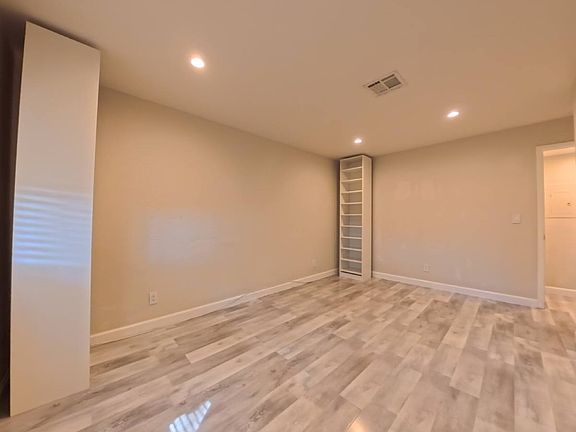 5th image of 2720 Otter Creek Ct APT 101