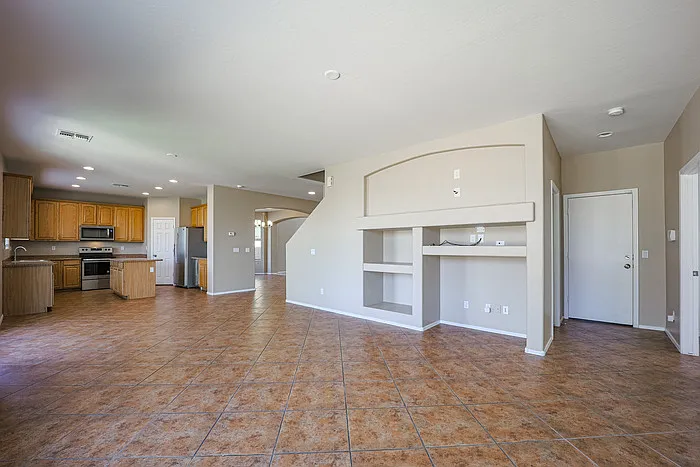 2516 W Saint Kateri Dr — Photo 15