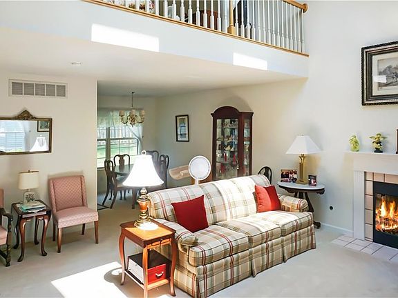 4th image of 3503 E Prescott Cir