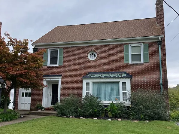 238 Susquehanna Ave, Lock Haven, PA 17745