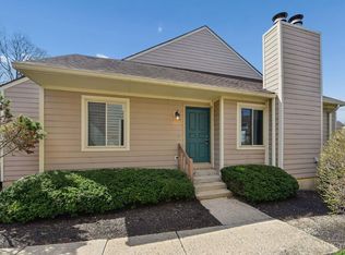 9321 Hunters Creek Dr #501, Cincinnati, OH