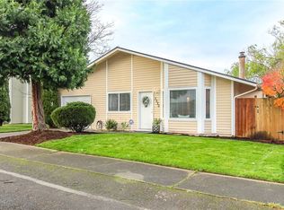 3220 57th Ave NE, Tacoma, WA 98422