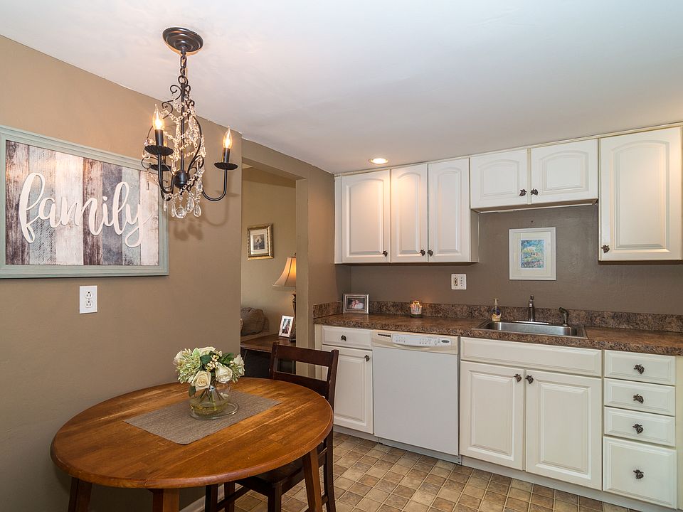 1080 Bayless Pl Norristown, PA, 19403 Apartments for Rent Zillow