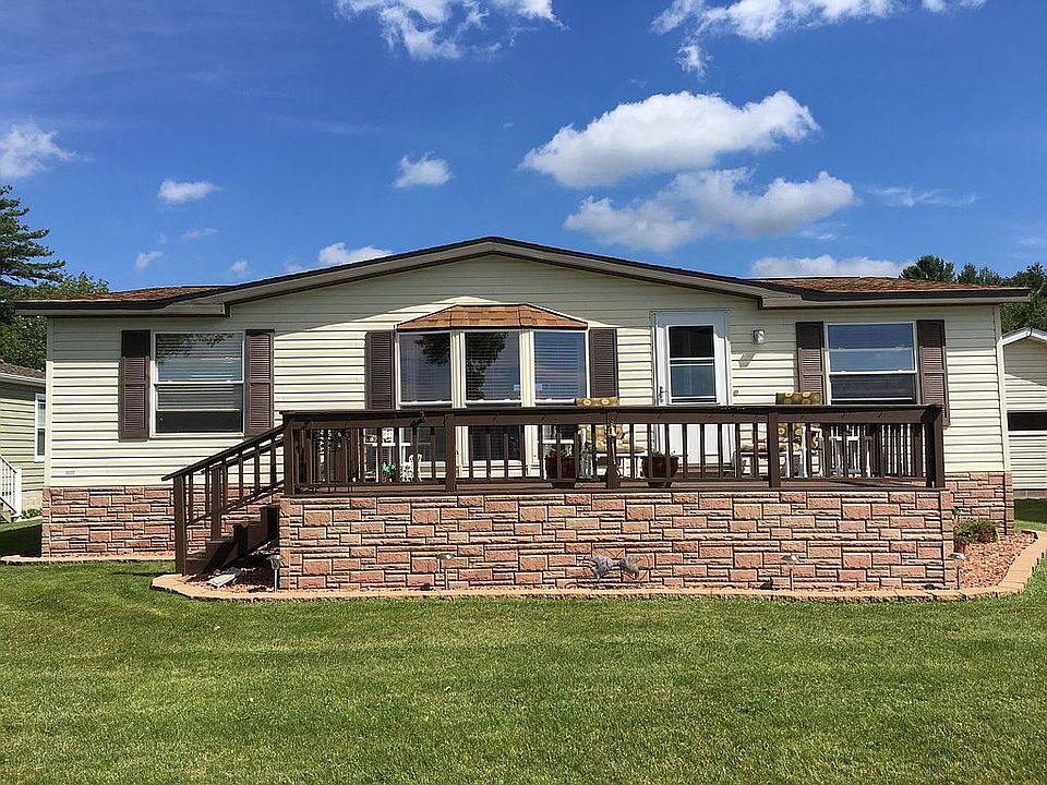 2nd image of 25711 Bambi Ln
