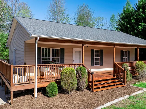 5367 Oriole Ct, Granite Falls, NC 28630