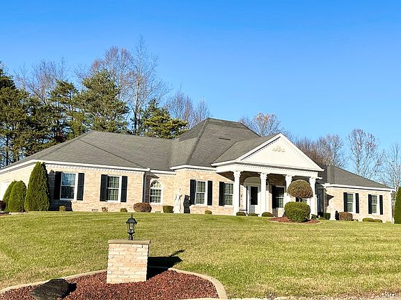 3rd image of 1223 Candlewood Dr