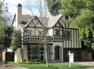 2704 14th St, Sacramento, CA 95818
