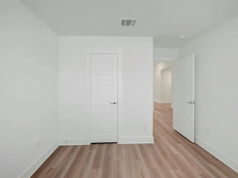 14001 Baikal Manor Dr — Photo 8