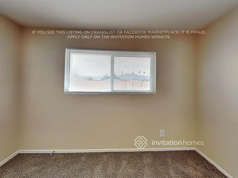27198 Norwood St — Photo 10
