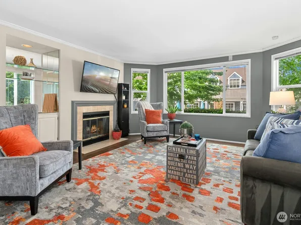 4124 Providence Point Drive SE #1014, Issaquah, WA 98029