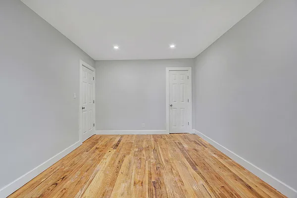 Sold by Keystone Realty USA Corp | media 4