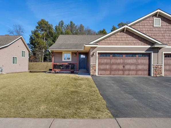 797 Club View Ln, Altoona, WI 54720