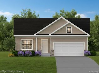 1 Lundy Dr, Farmington, MI 48336