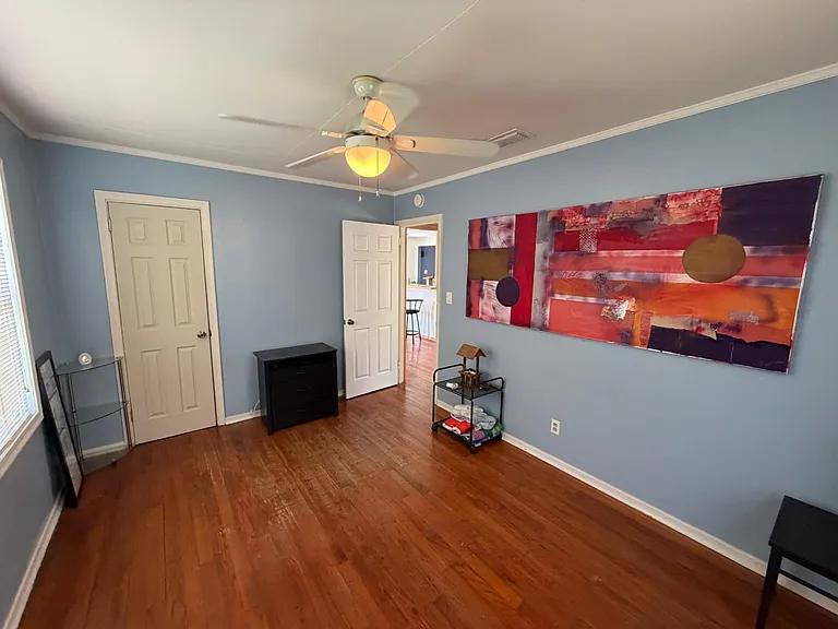 1007 Avon Rd — Photo 6
