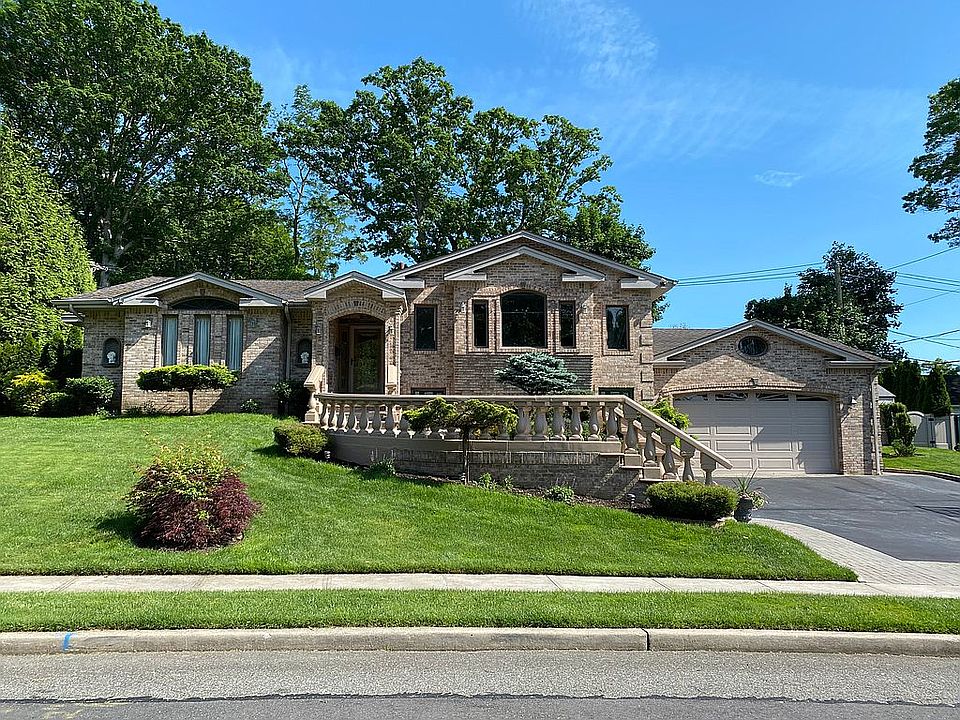1st image of 5 Huckleberry Ln