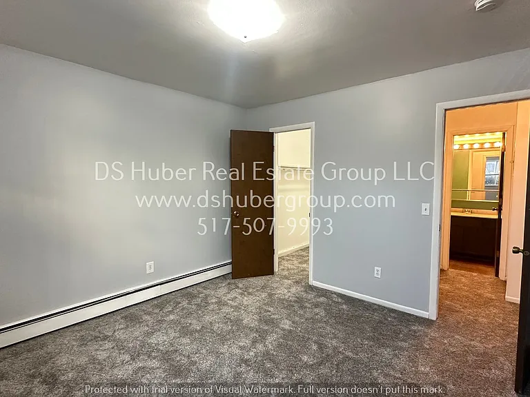 1016 E Greenlawn Ave — Photo 8