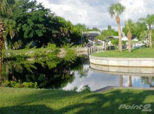1090 Lampp Dr, Englewood, FL 34223