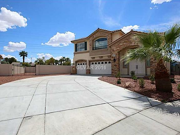 2nd image of 6313 Mahogany Peak Ave