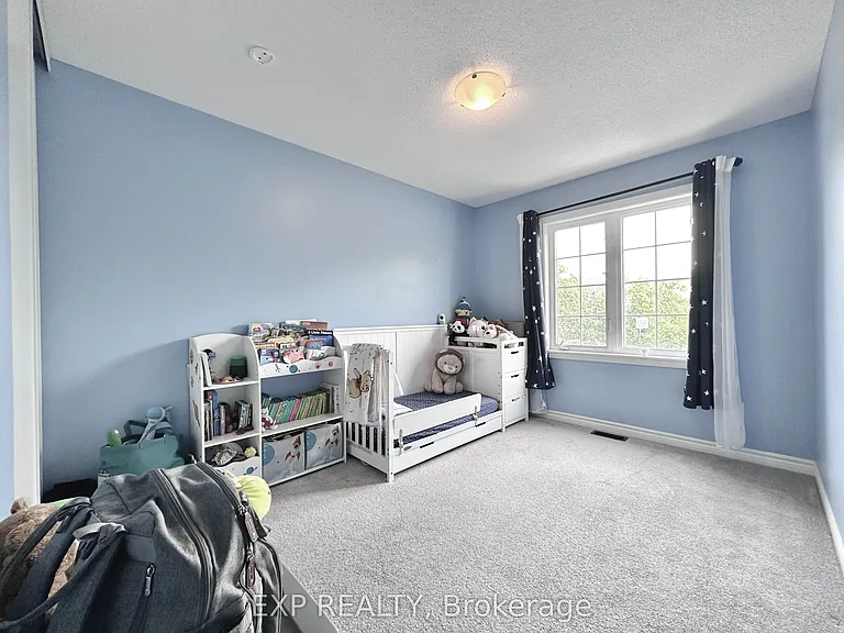421 Foxhall Way — Photo 23