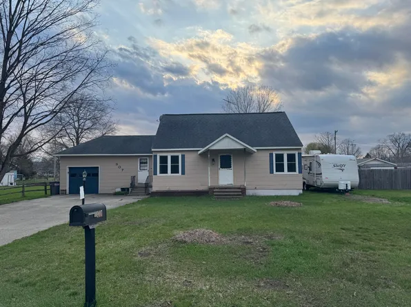907 Hoffman St, Muskegon, MI 49442