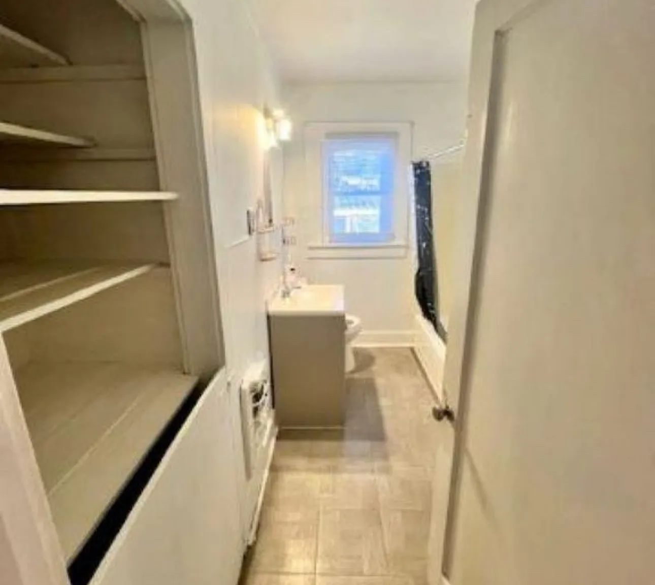 608 N Main St — Photo 1