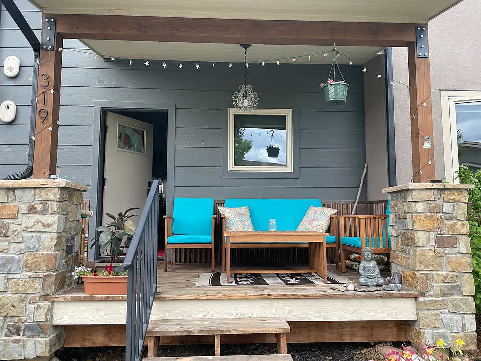 319 Confluence Ave