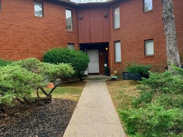 1446 Forest Hill Rd Unit 4, Staten Island, NY 10314