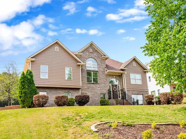 8131 Weatherstone Cir, Bessemer, AL 35022