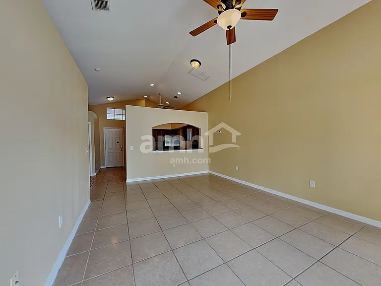950 Woodsong Way — Photo 5