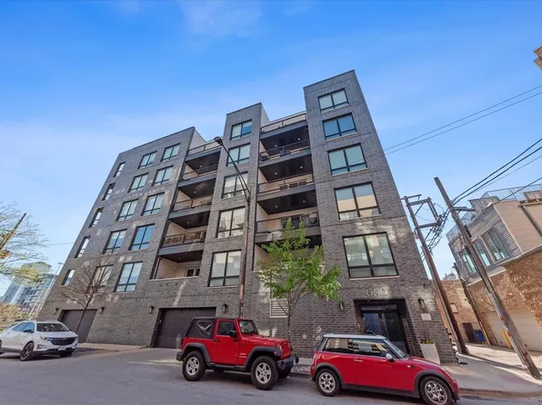 650 N Morgan St APT 404, Chicago, IL 60642