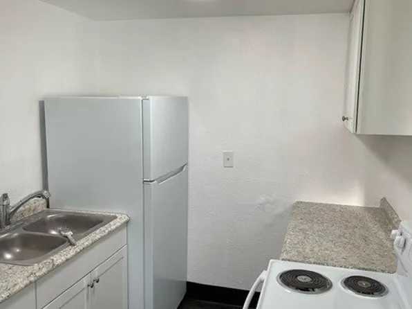 Now Leasing Affordable 1-Bedroom Apartments in SE Salem!, 1425-1435 Trade St SE #1429, Salem, OR 97301