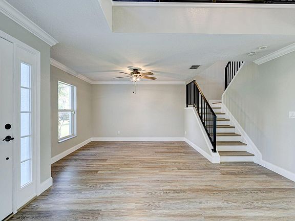 4th image of 2113 SW Gailwood Street
