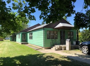 721 E Chestnut St, Hoopeston, IL 60942