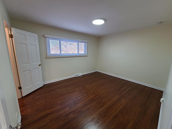 5th image of 2120 Saint Johns Ave APT A