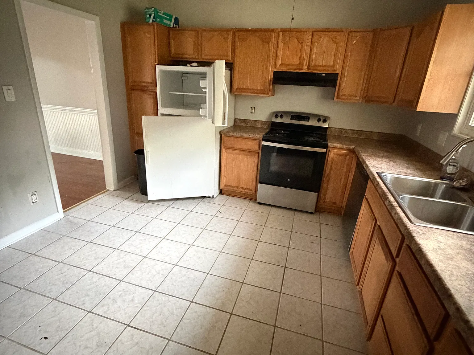 4 bed, 1879 sqft, $1,750 — Photo 4