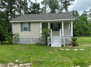 7060 Jefferson St, Bay Saint Louis, MS 39520