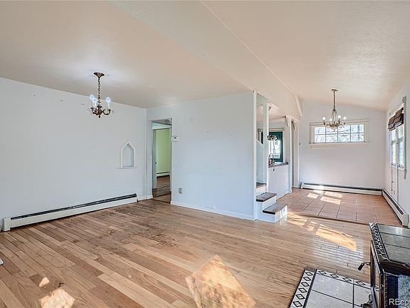 2nd image of 307 W Cannon St