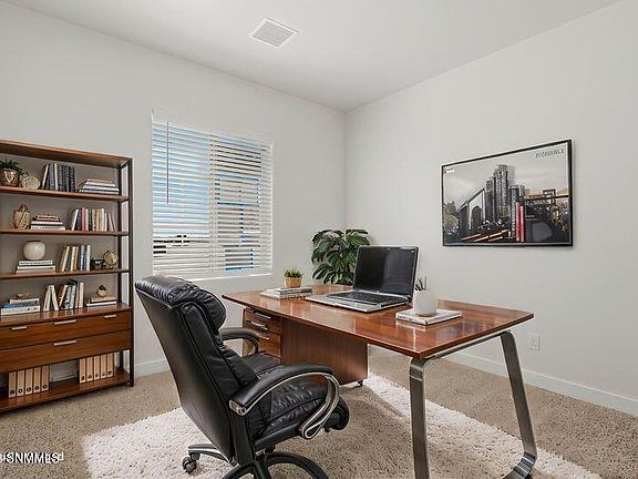 3rd image of 3153 Fortune Rd