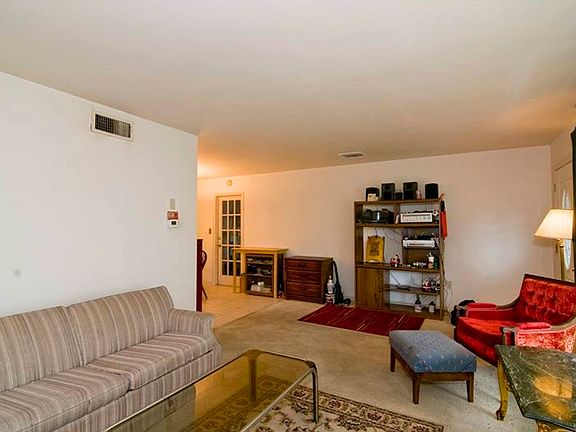 5th image of 605 Florida Ave
