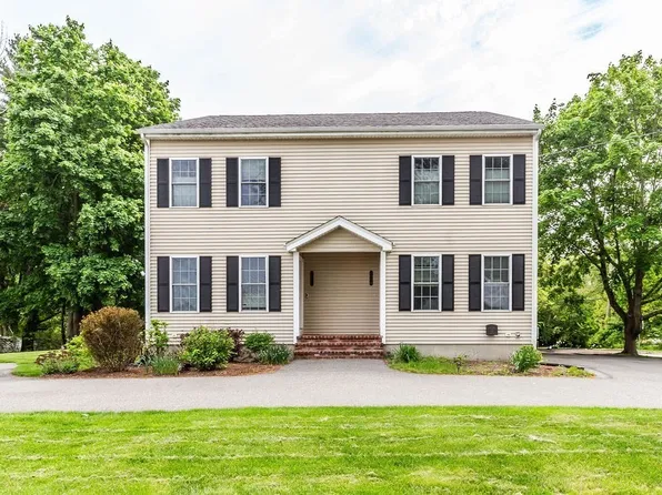257 Pleasant St #2, West Bridgewater, MA 02379