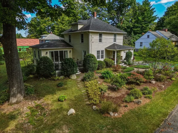 40 Howes St, Northampton, MA 01062