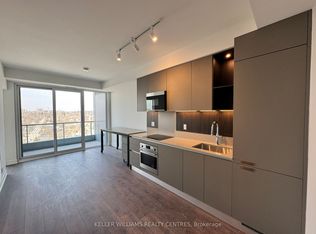 39 Mary St #1504, Barrie, ON L4N 1S9